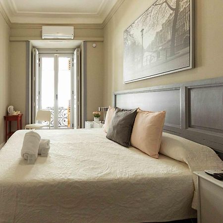 El Hostall Madrid Ngoại thất bức ảnh