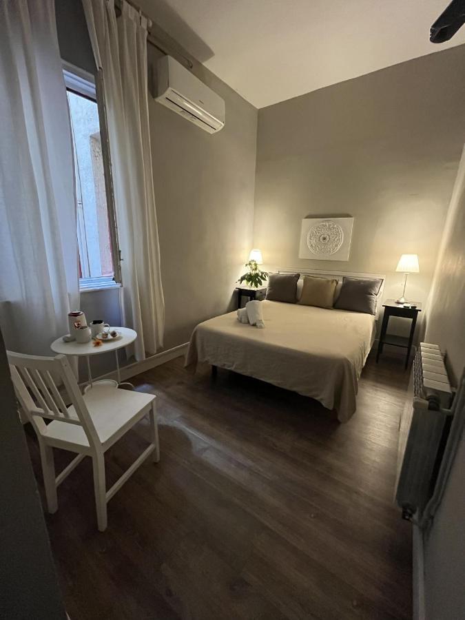 El Hostall Madrid Ngoại thất bức ảnh