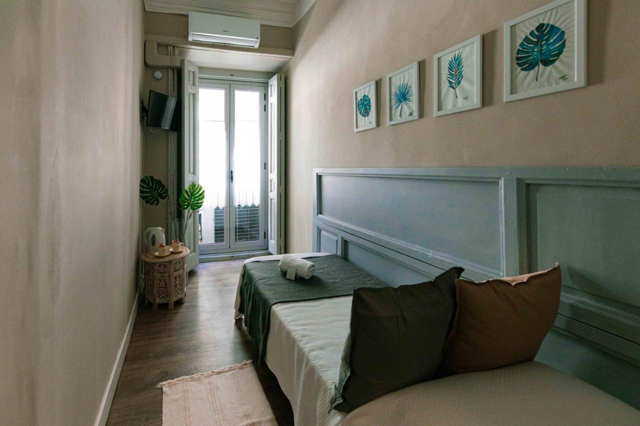 El Hostall Madrid Ngoại thất bức ảnh