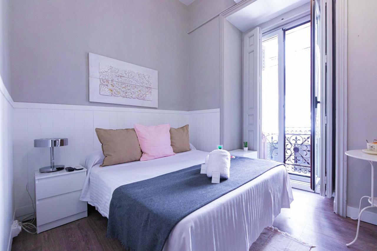 El Hostall Madrid Ngoại thất bức ảnh