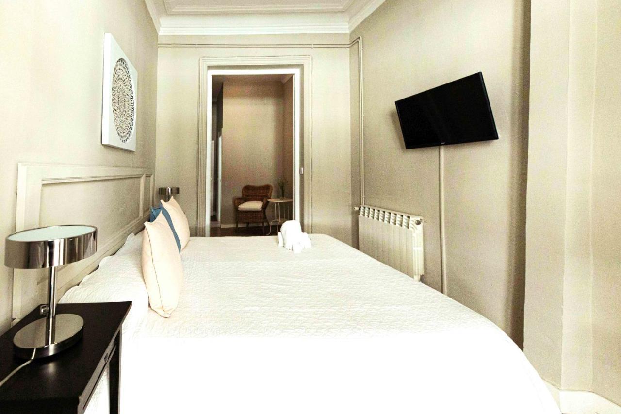 El Hostall Madrid Ngoại thất bức ảnh